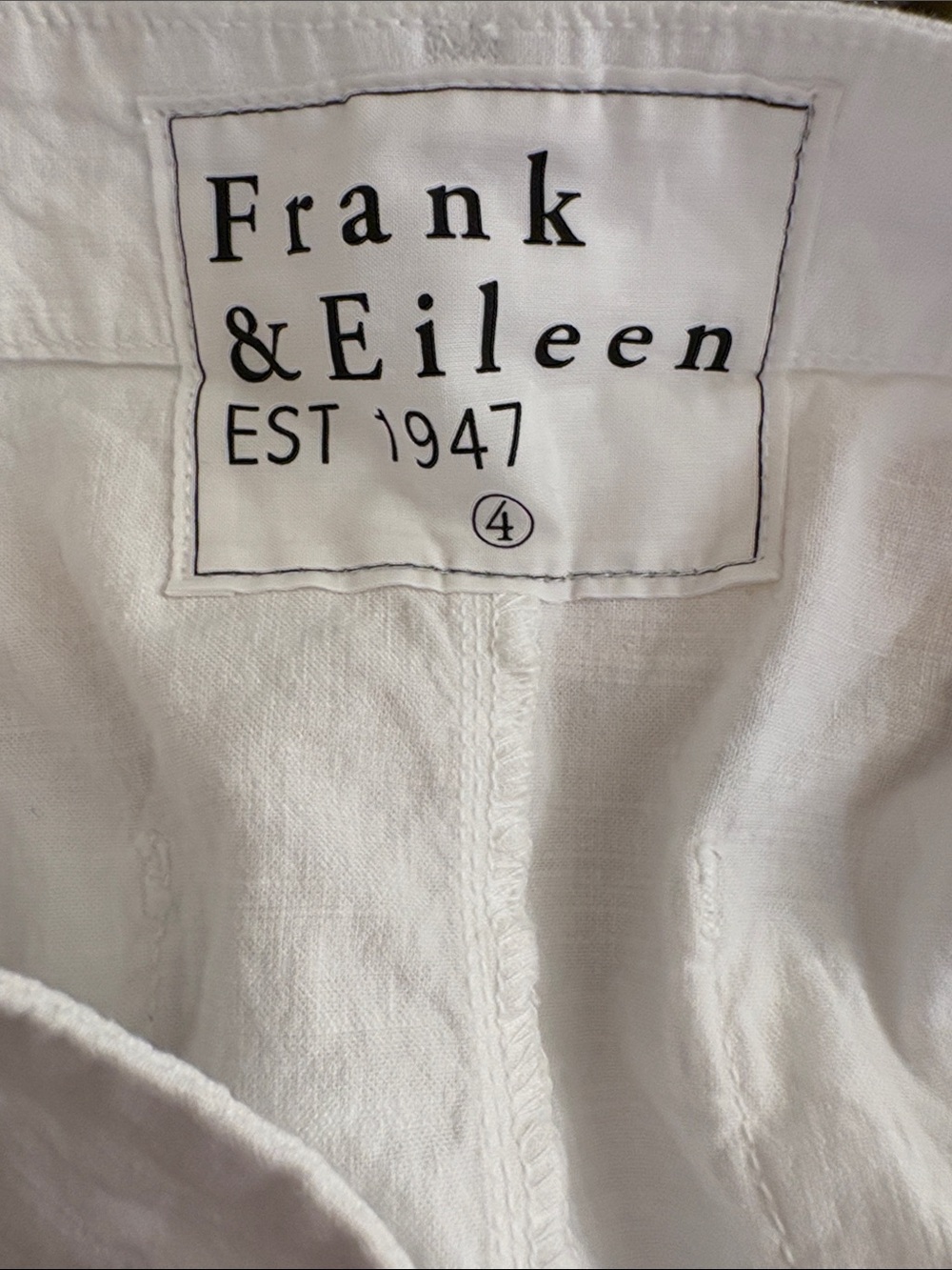 Frank & Eileen WATERFORD 4.5" Walking Short in White—BEAUTIFUL!! Like new! 4 - Picture 9 of 10